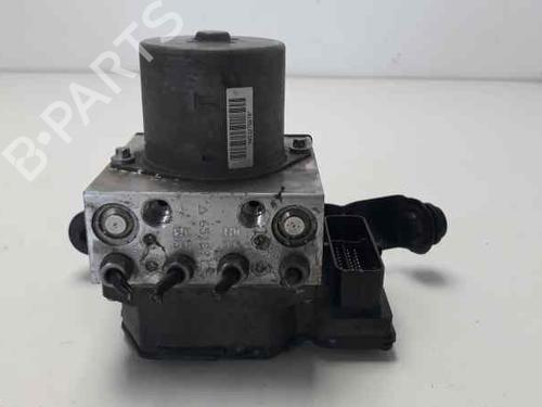 Used ABS pump VW TIGUAN (5N_) 2.0 TDI (110 hp) 5861461