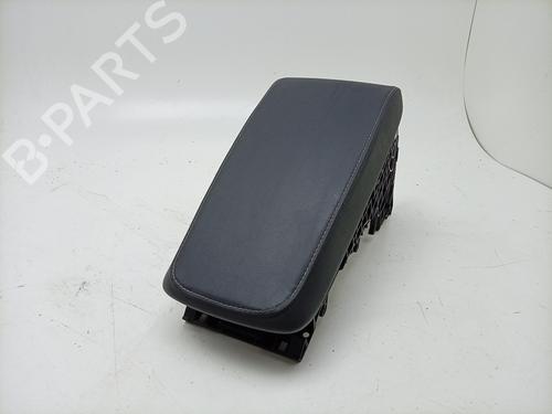 armrest-center-console-skoda-enyaq-iv-suv-5az-2020-32329545 main image