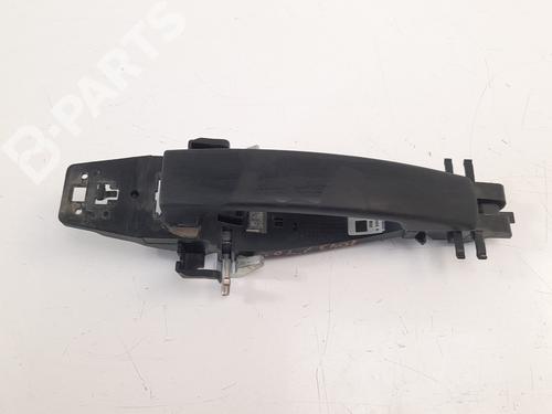 Used Rear right exterior door handle Rear right exterior door handle LAND ROVER DISCOVERY III (L319) 2.7 TD 4x4 (190 hp) 7541730 7541730