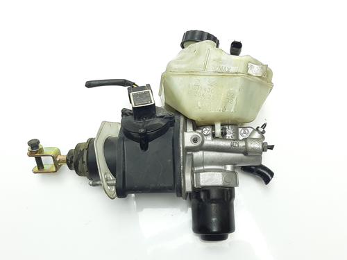Used Brake master cylinder MERCEDES-BENZ CLS (C219) CLS 350 (219.356) (272 hp) 8927198