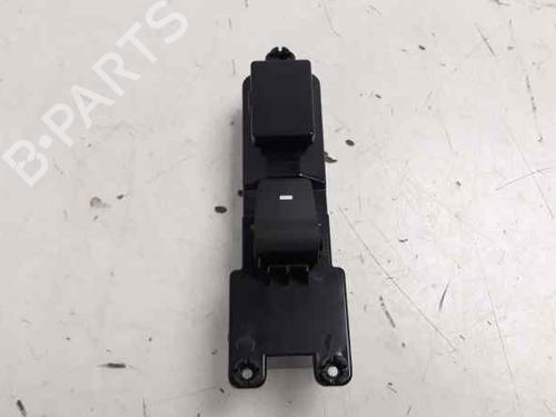 Used Right rear window switch HYUNDAI TUCSON (TL, TLE) 1.7 CRDi (116 hp) 5395934