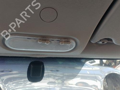 Luz interior Luz interior RENAULT KANGOO / GRAND KANGOO II (KW0/1_) 1.5 dCi 95 (KW16) (95 hp) 35946142 35946142