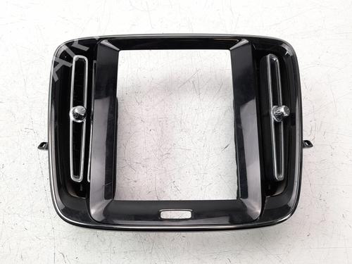 Grille d'aération VOLVO XC40 (536) D3 (150 hp) 31442627 | 31442627 |