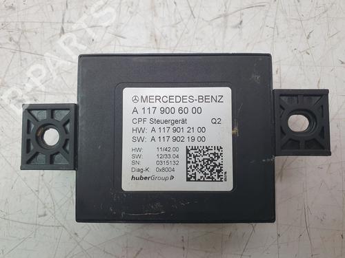 Used Front bumper reinforcement MERCEDES-BENZ GLA-CLASS (X156) [2013-2022]  30512009