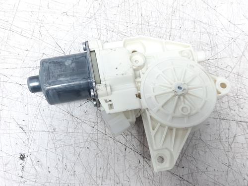 Used Right front window motor MERCEDES-BENZ GLA-CLASS (X156) GLA 200 CDI / d (156.908) (136 hp) 15952497