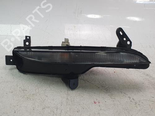left-front-indicator-renault-megane-iv-hatchback-b9amn_-2015-31378500 main image