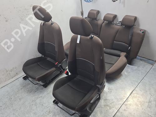 seats-set-mazda-2-hatchback-dl-dj-2014-33618308 main image