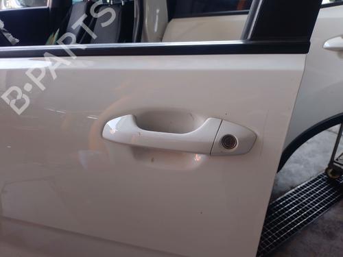 Used Front left exterior door handle Front left exterior door handle 37792909 37792909