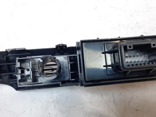 Warning switch HYUNDAI TUCSON (TL, TLE) 1.7 CRDi | BP20327061I22 