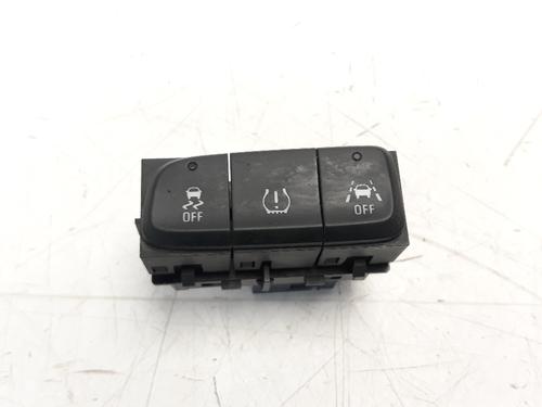 Used Switch OPEL GRANDLAND / GRANDLAND X (A18, P1UO) 1.2 (75) (131 hp) 15848035
