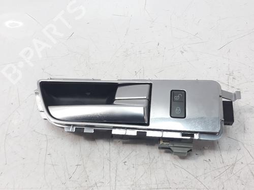 Used Front right interior door handle LAND ROVER DISCOVERY IV (L319) [2009-2018]  15827502