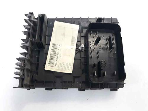 Fuse box VW TOURAN (1T1, 1T2) 1.9 TDI | BP3160133E1 