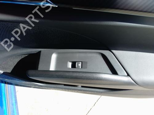 Højre fortil elrude kontakt SKODA ENYAQ iV SUV (5AZ) 80X 4x4 (265 hp) 32361530