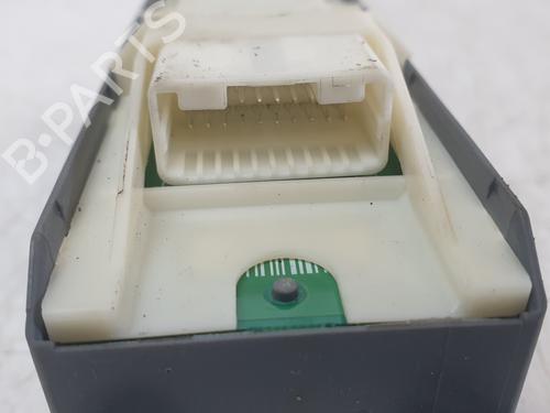 Left front window switch TOYOTA AURIS (_E18_) 1.8 Hybrid (ZWE186_, ZWE186R) | BP27834016I27