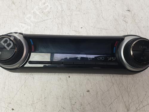 Used Climate control Climate control TOYOTA RAV 4 V (_A5_, _H5_) 2.5 Hybrid (AXAH52) (218 hp) 26601720 26601720