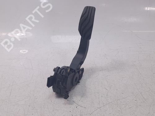Used Pedal DACIA DUSTER (HM_) 1.5 dCi 115 (HMAD) (116 hp) 19643900