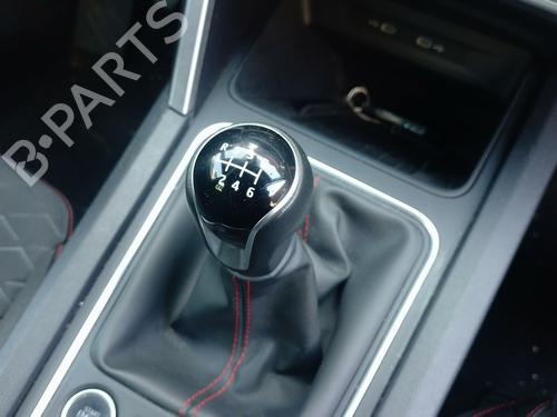 Used Gear lever Gear lever SEAT LEON (KL1, KLG) 1.0 TSI (110 hp) 35898788 35898788