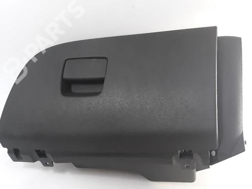 glove-box-opel-corsa-e-x15-39206070-2014-8927818 main image