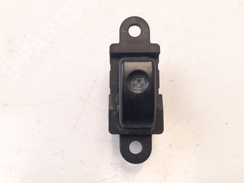 Used Right front window switch HYUNDAI ATOS (MX) [1997-2015]  10158535