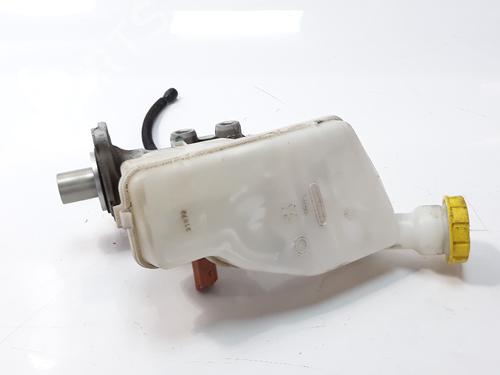 Used Brake master cylinder PEUGEOT 2008 I (CU_) [2013-2025]  10733811