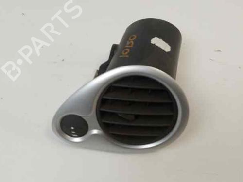 Air vent RENAULT CLIO III (BR0/1, CR0/1) 1.5 dCi 220410AN