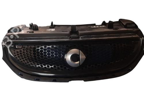 Grilles de calandre SMART FORTWO Coupe (453) 0.9 (453.344, 453.353) (90 hp) 12349241