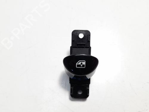 Used Right front window switch FIAT 500 (312_) 1.2 LPG (312AXA1A) (69 hp) 7012961