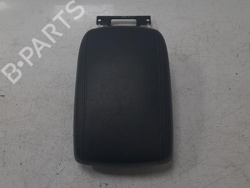 Used Armrest / Center console Armrest / Center console SSANGYONG KORANDO (C300) 1.5 (150 hp) 31125187 31125187