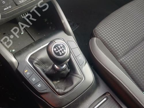 Used Gear lever FORD FOCUS IV (HN) 1.5 EcoBlue (120 hp) 31652300