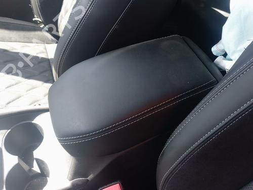 Used Armrest / Center console Armrest / Center console 38703733 38703733