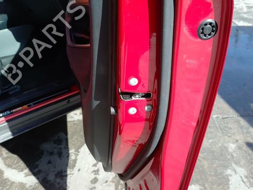 Used Front right lock TOYOTA YARIS CROSS (MXP_) 1.5 Hybrid (MXPJ10) (116 hp) 31931538