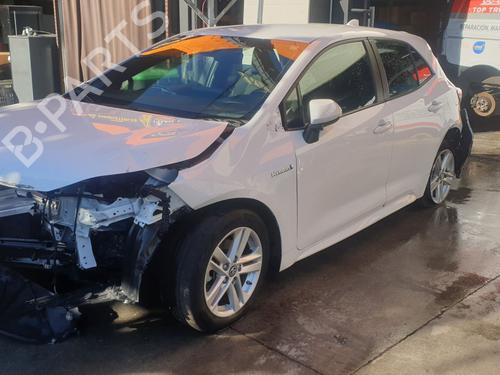 Brugte TOYOTA COROLLA Saloon (_E21_) 1.6 VVTi (ZRE210) (122 hp) 2266439
