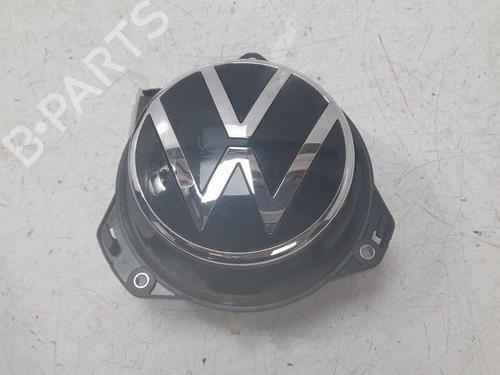 Used Tailgate handle Tailgate handle VW POLO VI (AW1, BZ1, AE1) 1.0 TSI (95 hp) 33054039 33054039