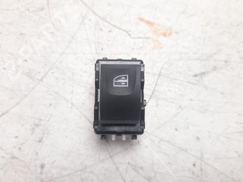 Used Right front window switch NISSAN TOWNSTAR Box Body/MPV (XFK) 1.3 (131 hp) 29897296