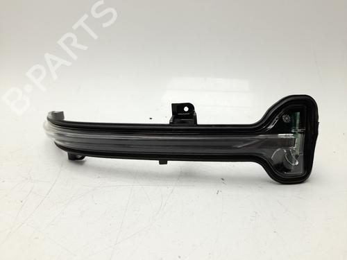 Used Right side indicator Right side indicator 38266773 38266773