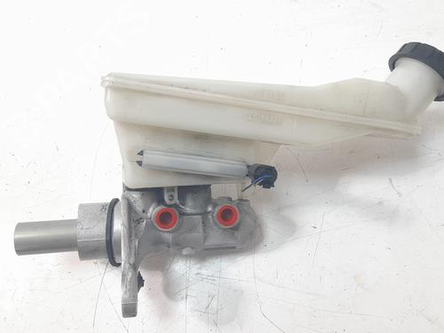 Brake master cylinder MERCEDES-BENZ GLA-CLASS (X156) GLA 200 CDI / d (156.908) | BP23103126M77 