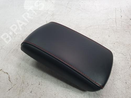Used Armrest / Center console Armrest / Center console MG MG ZS SUV (AZS1) 1.5 VTi (106 hp) 28704443 28704443