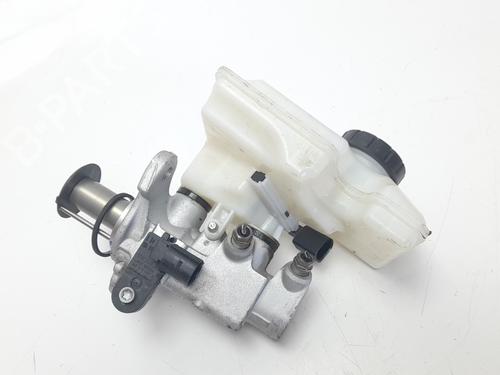 Used Brake master cylinder VW GOLF VII (5G1, BQ1, BE1, BE2) 2.0 TDI (150 hp) 7617071