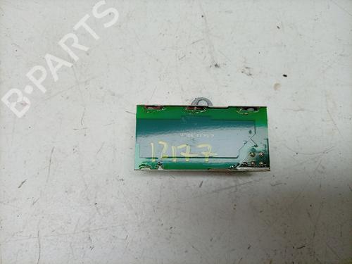 Antenne/Base PORSCHE TAYCAN (Y1A) 4S (Y1ADB1) | BP38442176C140 - Image 2