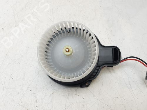 Used Heater blower motor FORD FOCUS IV (HN) 1.0 EcoBoost mHEV Active (125 hp) 25755957