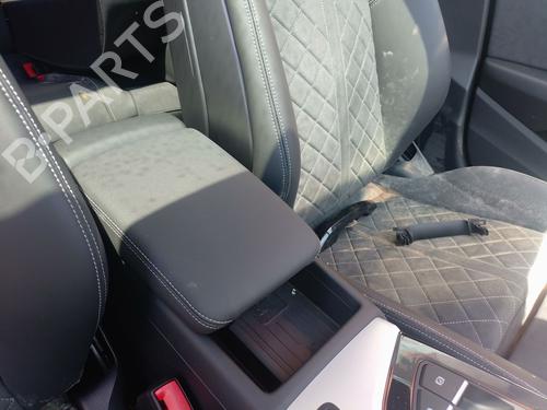 Armlehne für Armlehne AUDI A5 Sportback (F5A, F5F) 40 TFSI Mild Hybrid (204 hp) 36405701 36405701