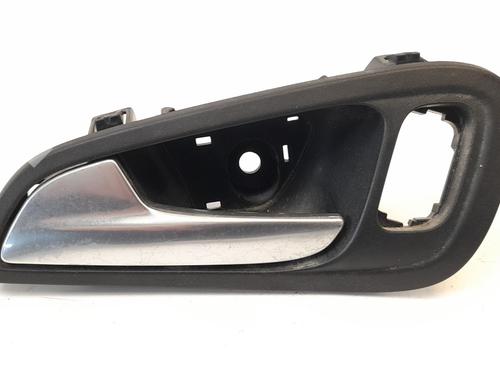 Used Front left interior door handle Front left interior door handle FORD FOCUS III 1.0 EcoBoost (125 hp) 8628572 8628572
