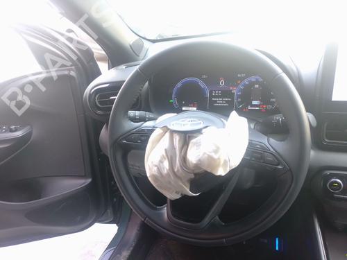 Rat Rat TOYOTA YARIS (_P21_, _PA1_, _PH1_) 1.5 Hybrid (MXPH10, MXPH11) (116 hp) 33832178 33832178