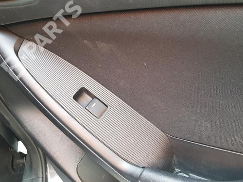 Used Right rear window switch Right rear window switch MAZDA CX-5 (KE, GH) 2.2 D (KE2FW) (150 hp) 8662069 8662069