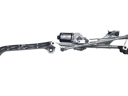 Used Front wiper motor BMW 2 Active Tourer (F45) 216 d (116 hp) 13813378