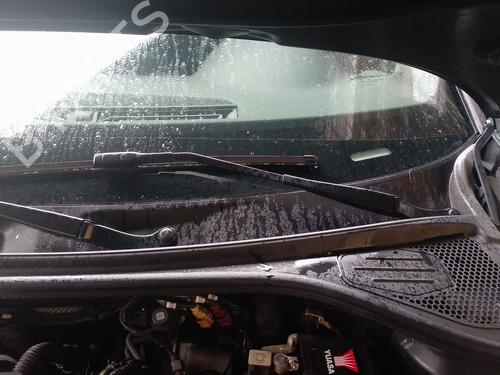 Used Front wiper motor AUDI A3 (8V1, 8VK) 1.6 TDI (115 hp) 32067868