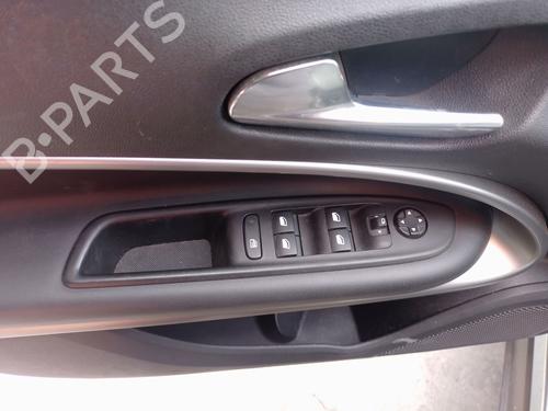 venstre-fortil-elrude-kontakt-jeep-avenger-j2-2022-33931399 main image