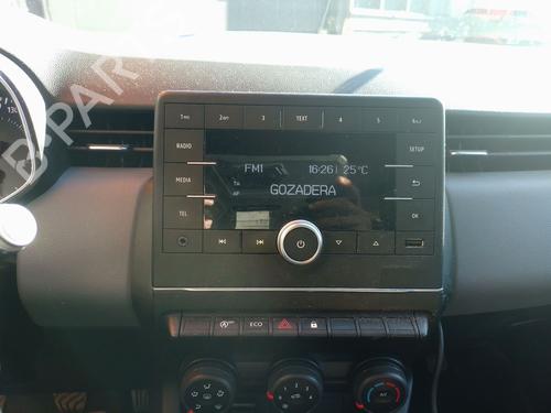 Used Radio Radio RENAULT CLIO V (B7_) 1.5 Blue dCi 85 (B7AG) (86 hp) 34041403 34041403