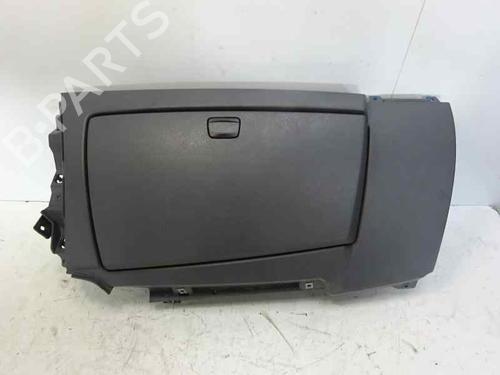 Used Glove box BMW 1 (E87) 118 d (122 hp) 326724