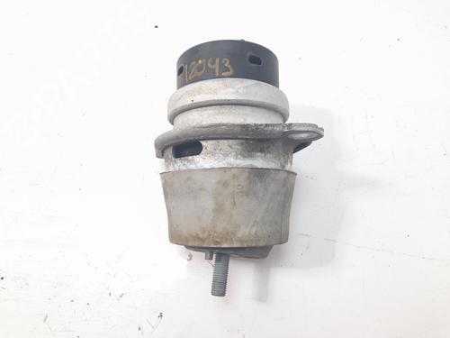Used Engine mount PORSCHE PANAMERA (970) 3.0 D (300 hp) 26455205